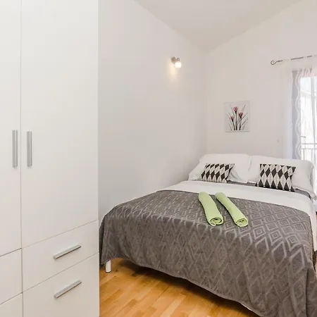 Bodulica Apartment *