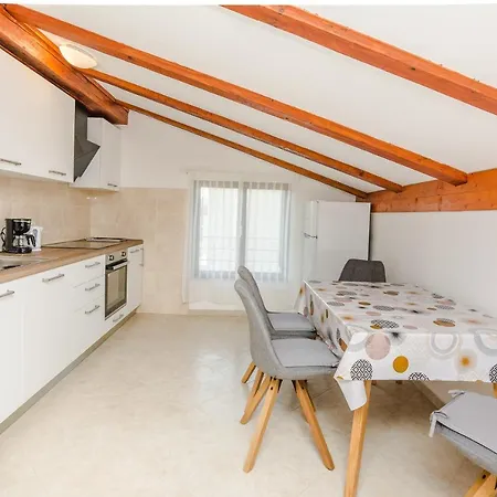 Apartment Bodulica *